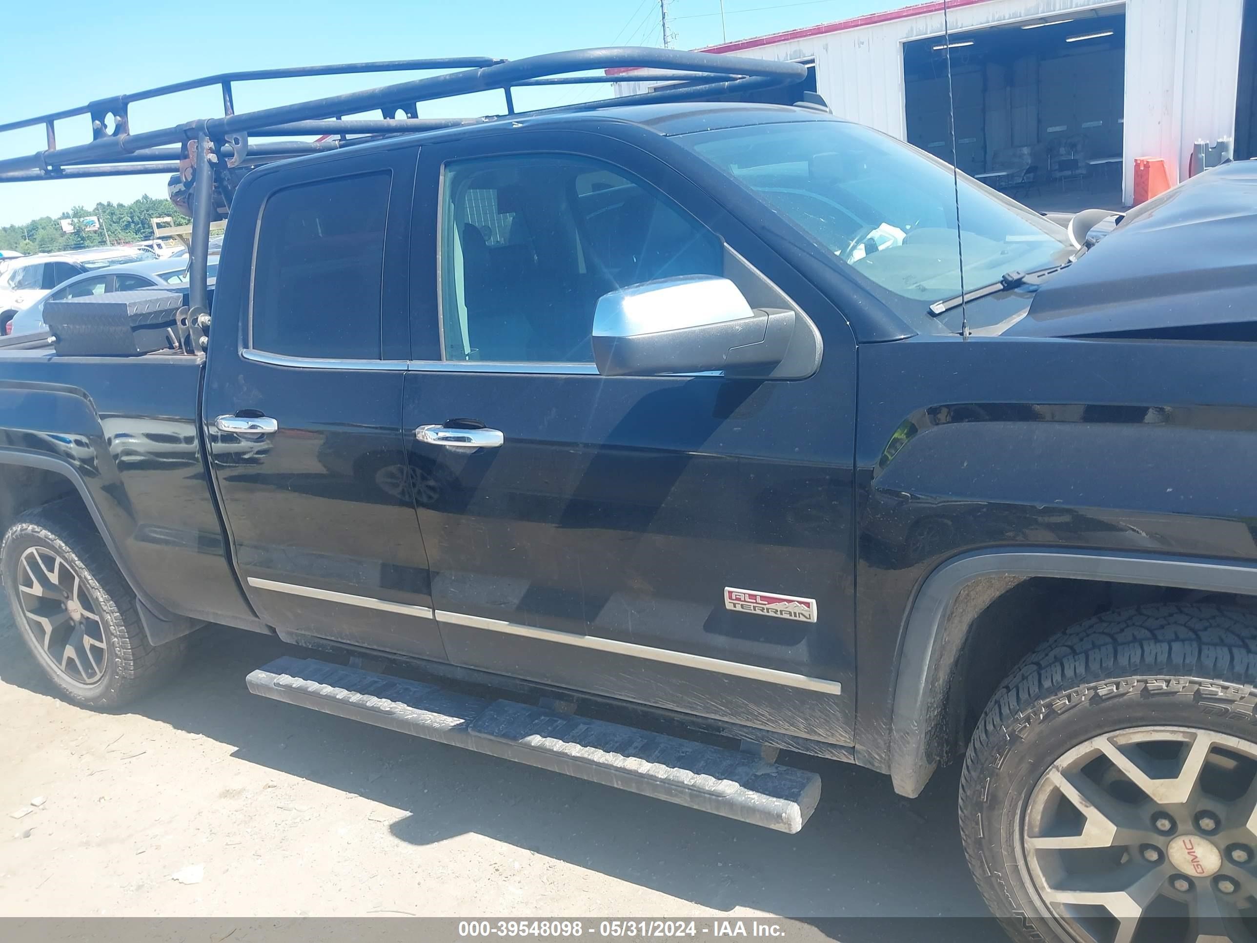 Photo 12 VIN: 1GTV2VEC9EZ281394 - GMC SIERRA 