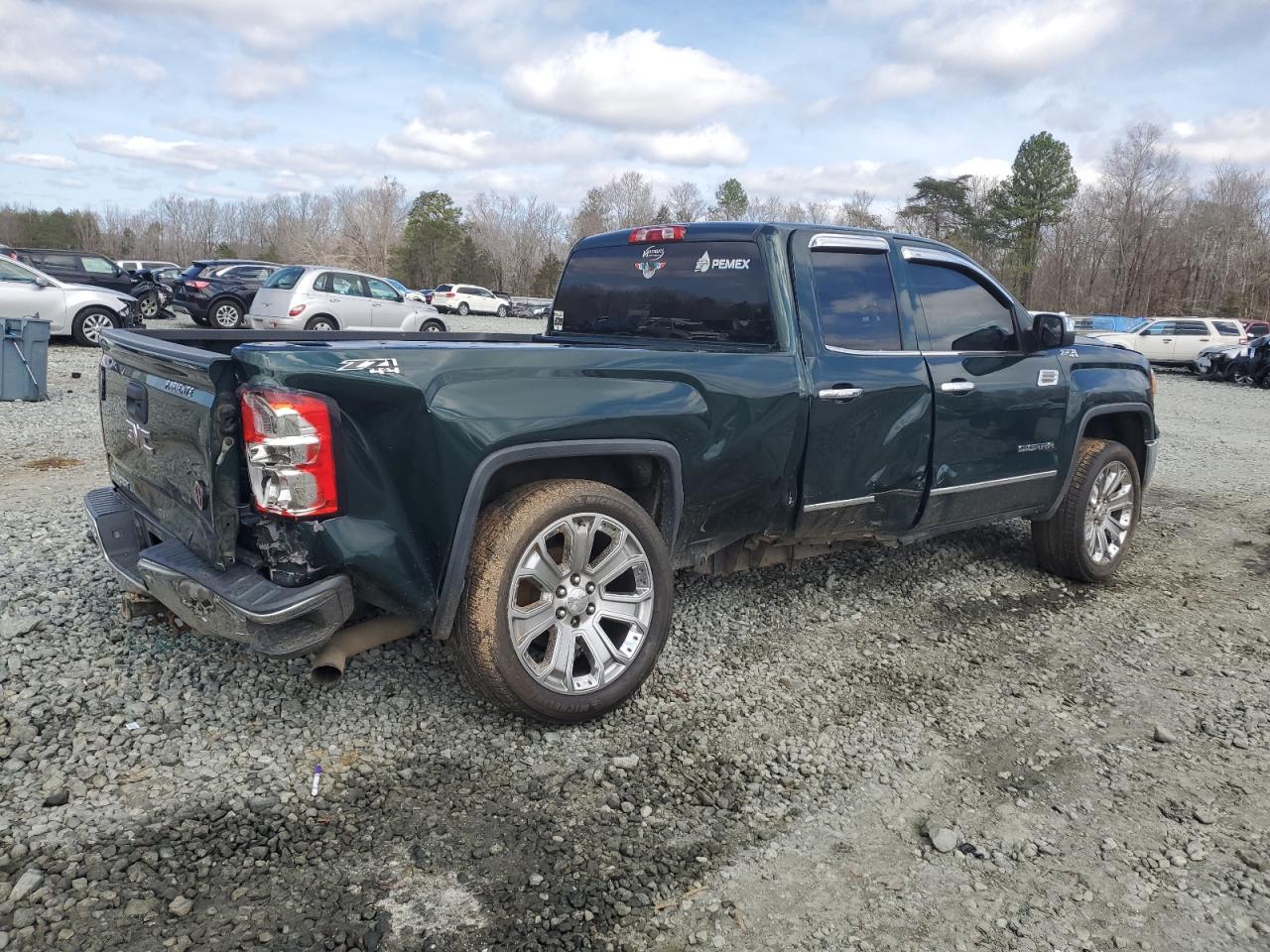 Photo 2 VIN: 1GTV2VEJ7EZ328551 - GMC SIERRA 