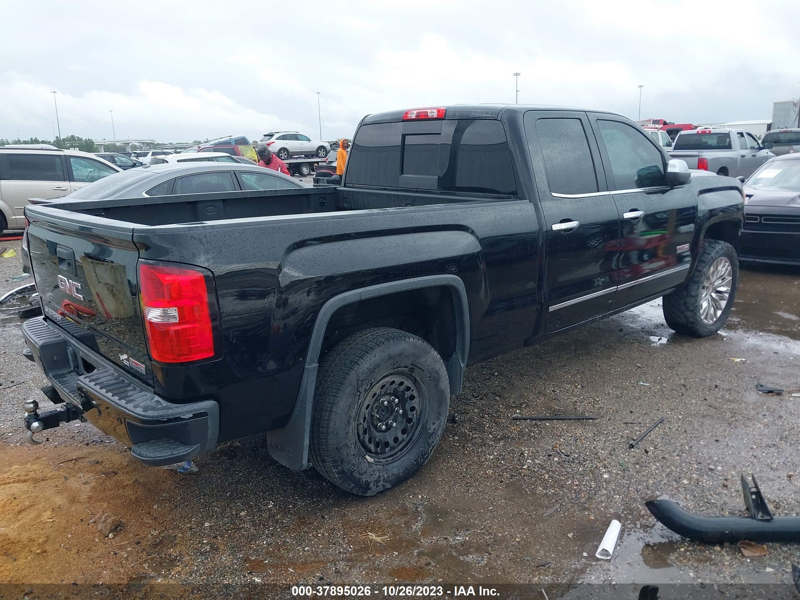 Photo 3 VIN: 1GTV2VEJ7FZ332746 - GMC SIERRA 