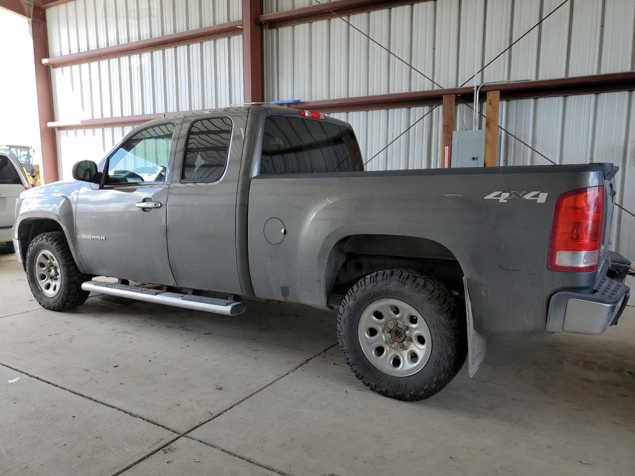 Photo 1 VIN: 1GTV2WE28BZ346891 - GMC SIERRA 