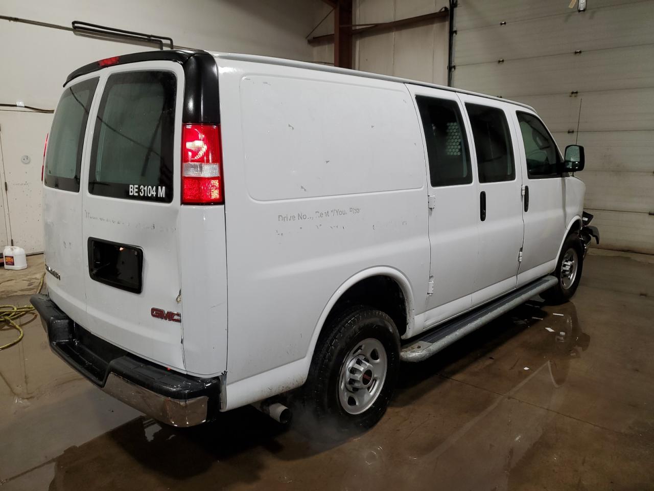 Photo 2 VIN: 1GTW7AF74M1288783 - GMC SAVANA 