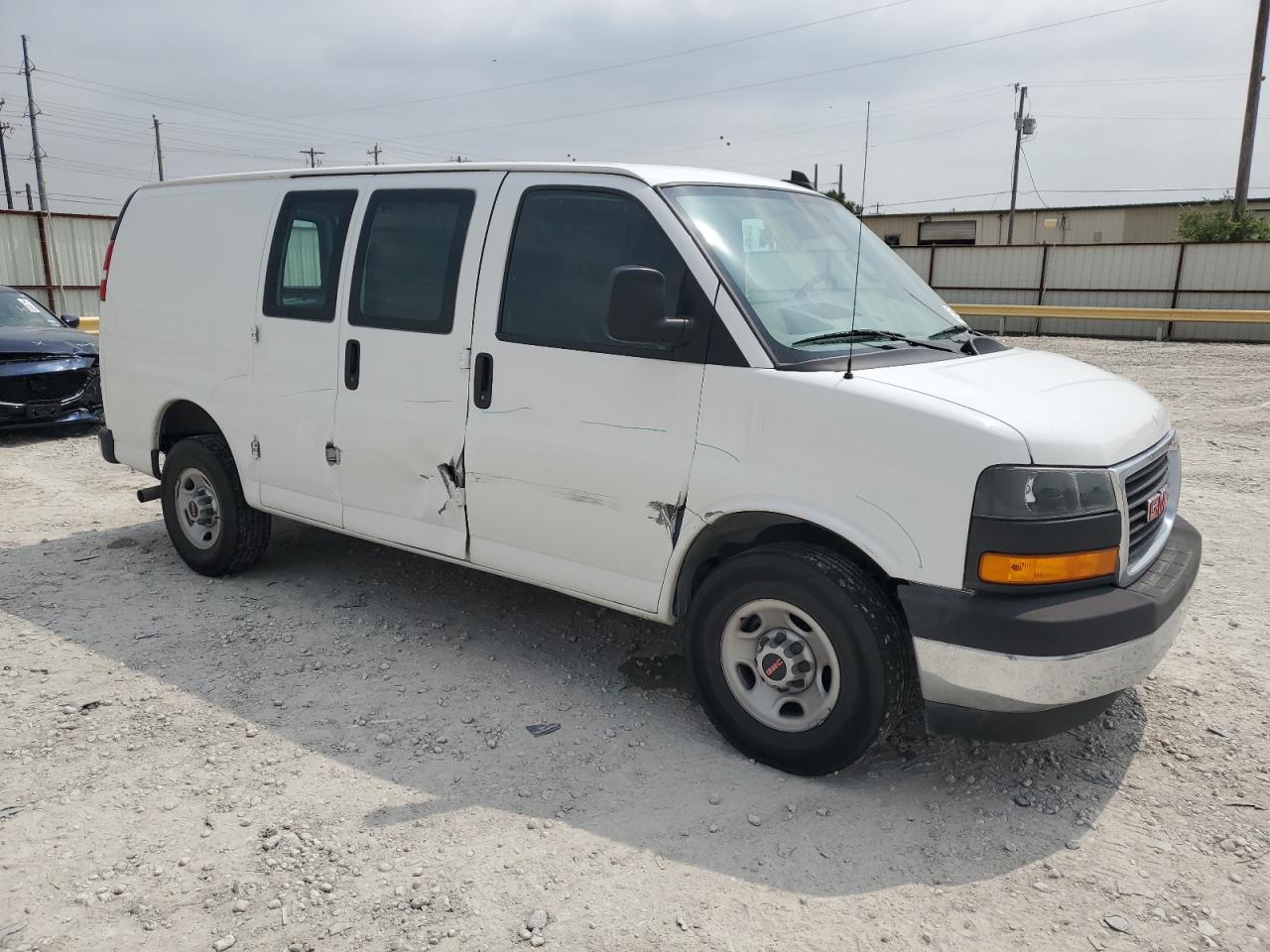 Photo 3 VIN: 1GTW7AF75M1222386 - GMC SAVANA 