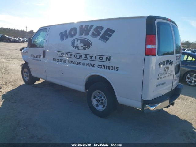 Photo 2 VIN: 1GTW7AF75N1162756 - GMC SAVANA CARGO 