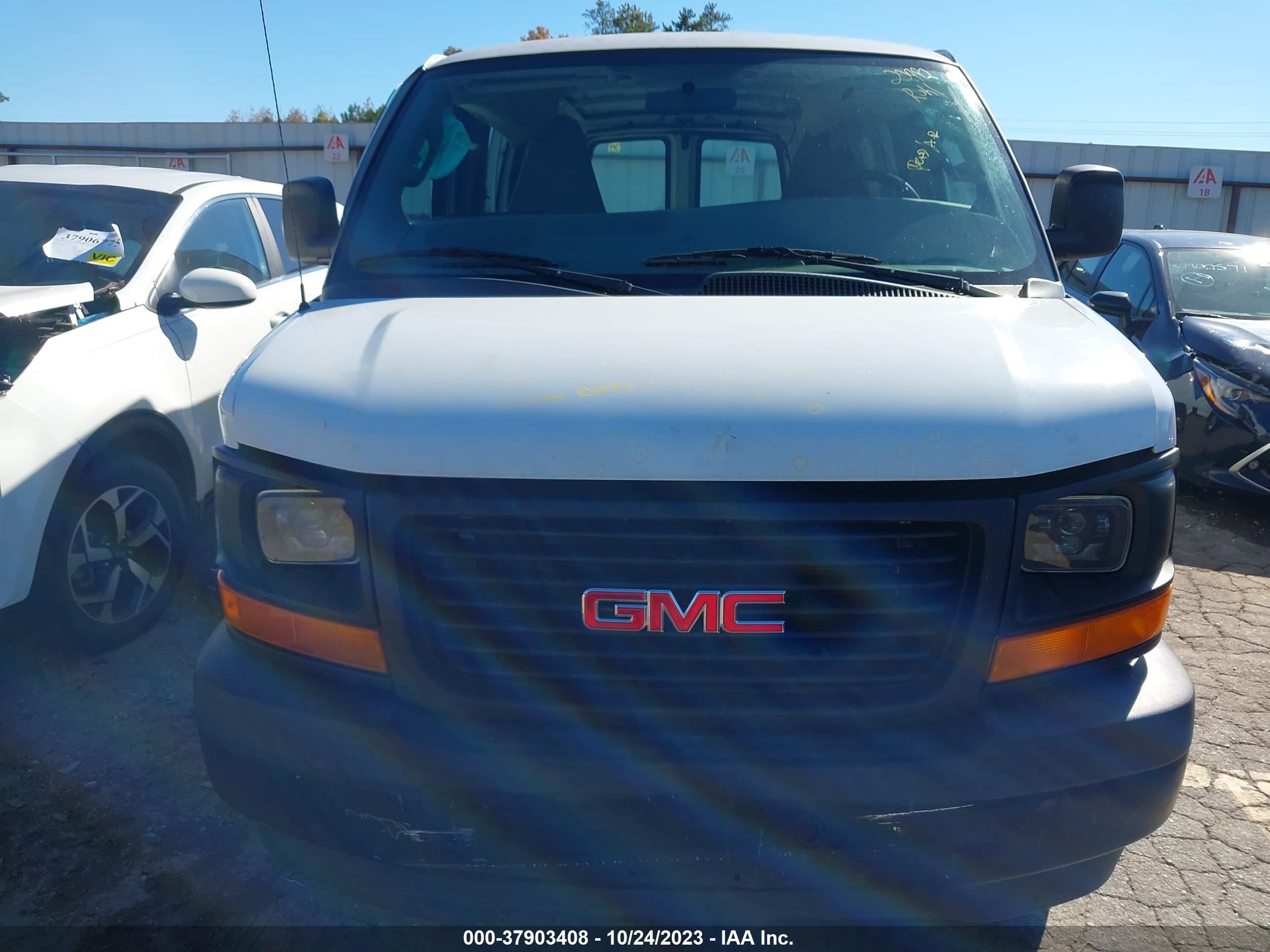 Photo 11 VIN: 1GTW7AFF0H1108308 - GMC SAVANA 