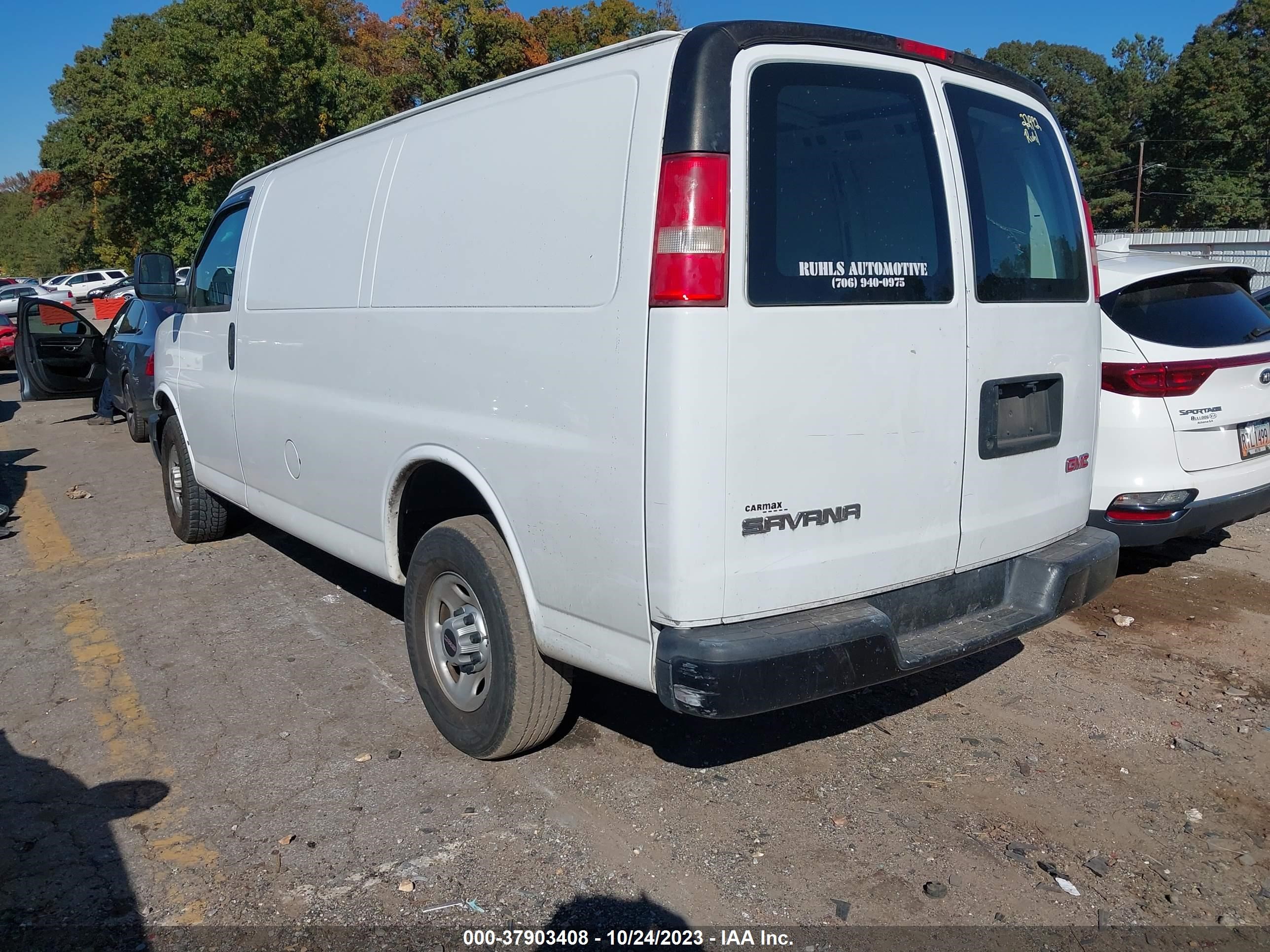 Photo 2 VIN: 1GTW7AFF0H1108308 - GMC SAVANA 