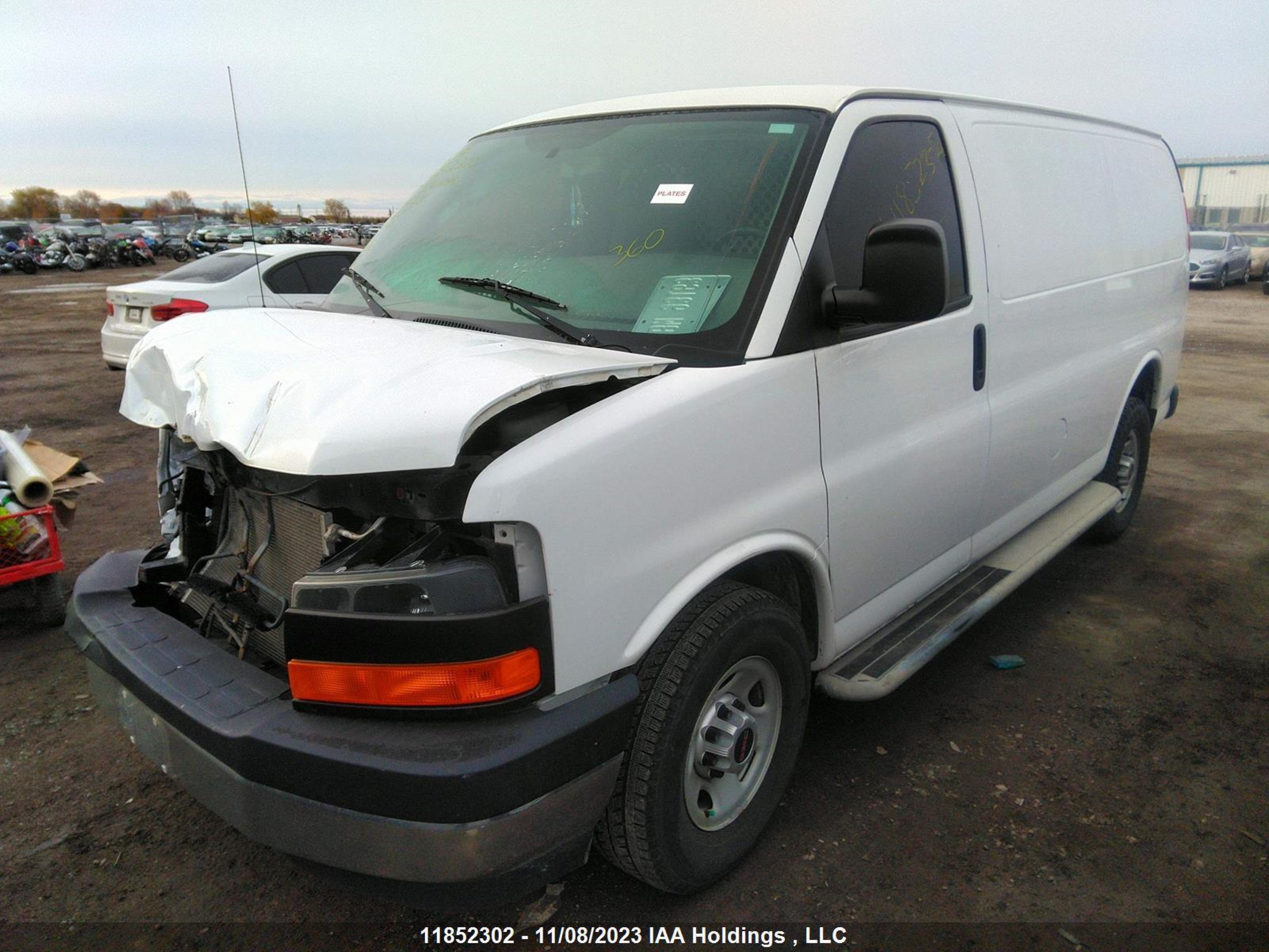 Photo 1 VIN: 1GTW7AFF0H1156228 - GMC SAVANA 