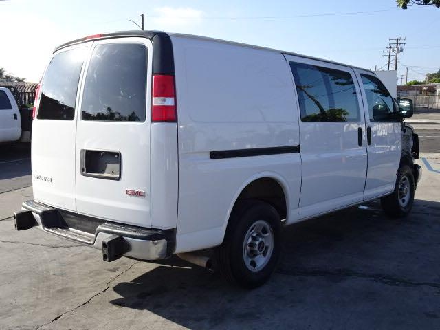 Photo 3 VIN: 1GTW7AFF0H1914214 - GMC SAVANA G25 