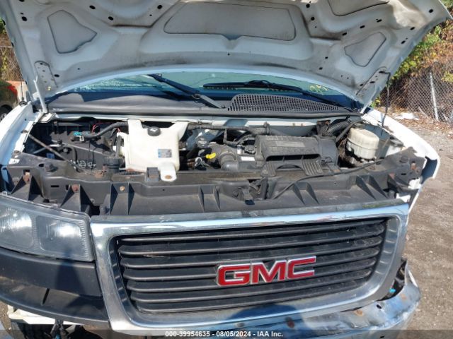 Photo 9 VIN: 1GTW7AFF1G1904502 - GMC SAVANA 