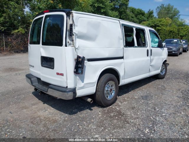 Photo 3 VIN: 1GTW7AFF3H1909072 - GMC SAVANA 