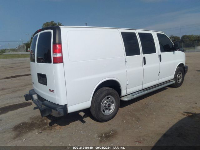 Photo 3 VIN: 1GTW7AFF3H1910819 - GMC SAVANA CARGO VAN 