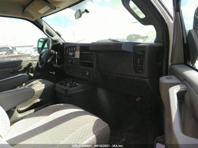 Photo 4 VIN: 1GTW7AFF4H1905063 - GMC SAVANA CARGO VAN 