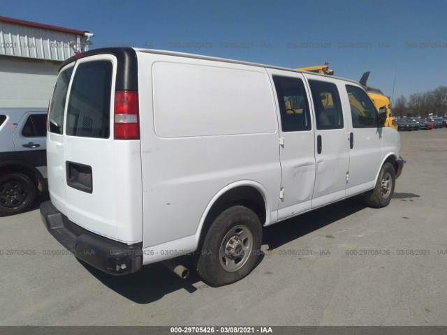 Photo 3 VIN: 1GTW7AFF5G1117049 - GMC SAVANA CARGO VAN 