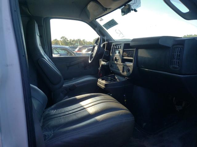 Photo 4 VIN: 1GTW7AFF5H1111382 - GMC SAVANA G25 