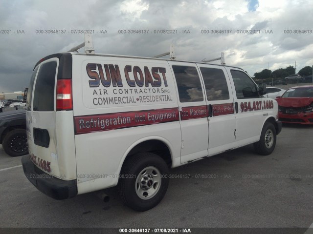 Photo 3 VIN: 1GTW7AFF6G1307250 - GMC SAVANA CARGO VAN 