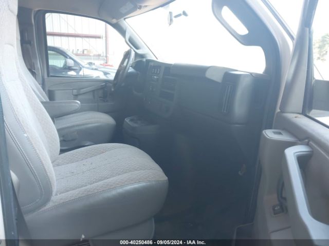 Photo 4 VIN: 1GTW7AFF6G1902289 - GMC SAVANA 