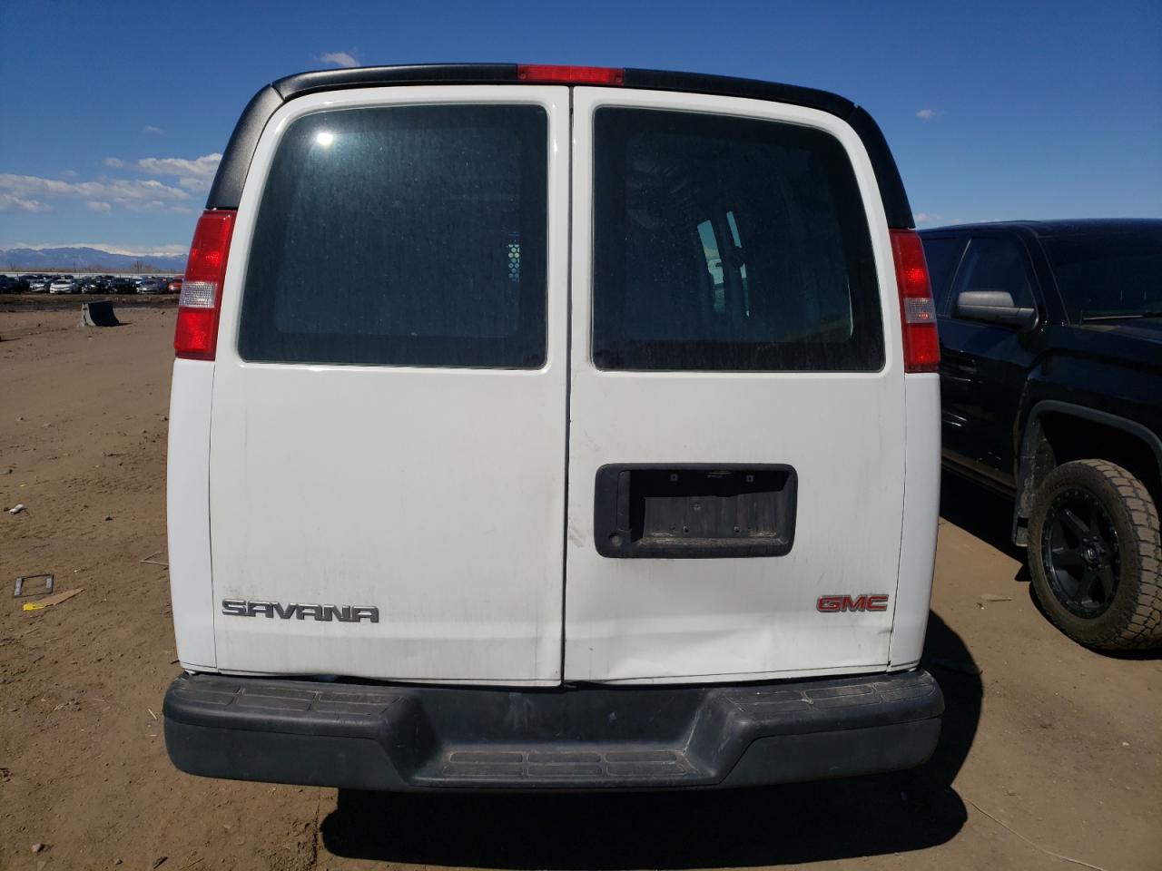 Photo 5 VIN: 1GTW7AFF7H1904568 - GMC SAVANA 