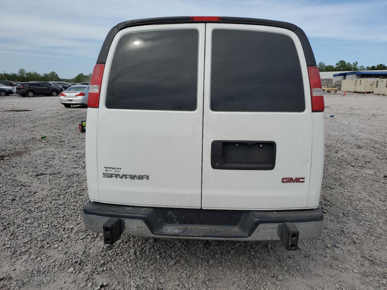 Photo 5 VIN: 1GTW7AFF7H1909415 - GMC SAVANA 