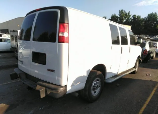 Photo 3 VIN: 1GTW7AFF8G1906831 - GMC SAVANA CARGO VAN 