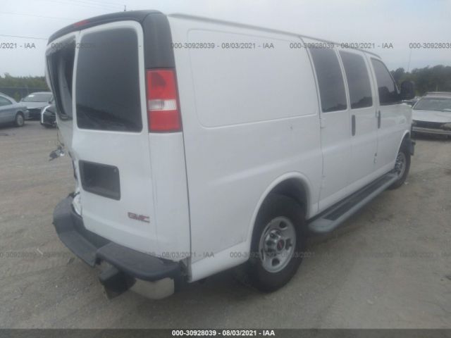 Photo 3 VIN: 1GTW7AFF8H1911593 - GMC SAVANA CARGO VAN 