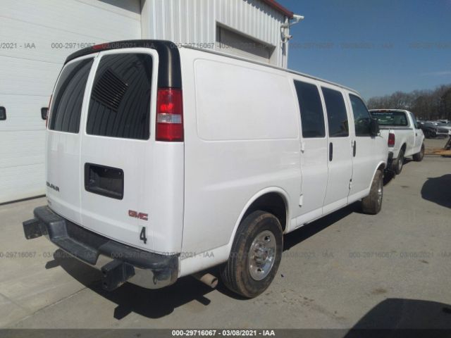 Photo 3 VIN: 1GTW7AFF9H1911747 - GMC SAVANA CARGO VAN 