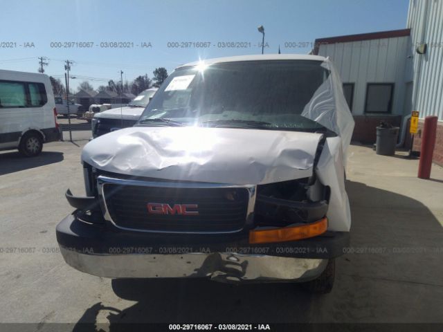 Photo 5 VIN: 1GTW7AFF9H1911747 - GMC SAVANA CARGO VAN 