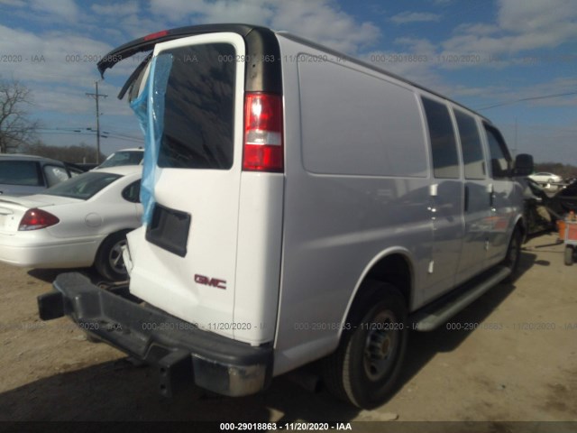 Photo 3 VIN: 1GTW7AFF9H1912218 - GMC SAVANA CARGO VAN 