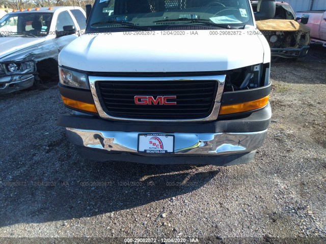 Photo 5 VIN: 1GTW7AFG0J1909545 - GMC SAVANA CARGO VAN 