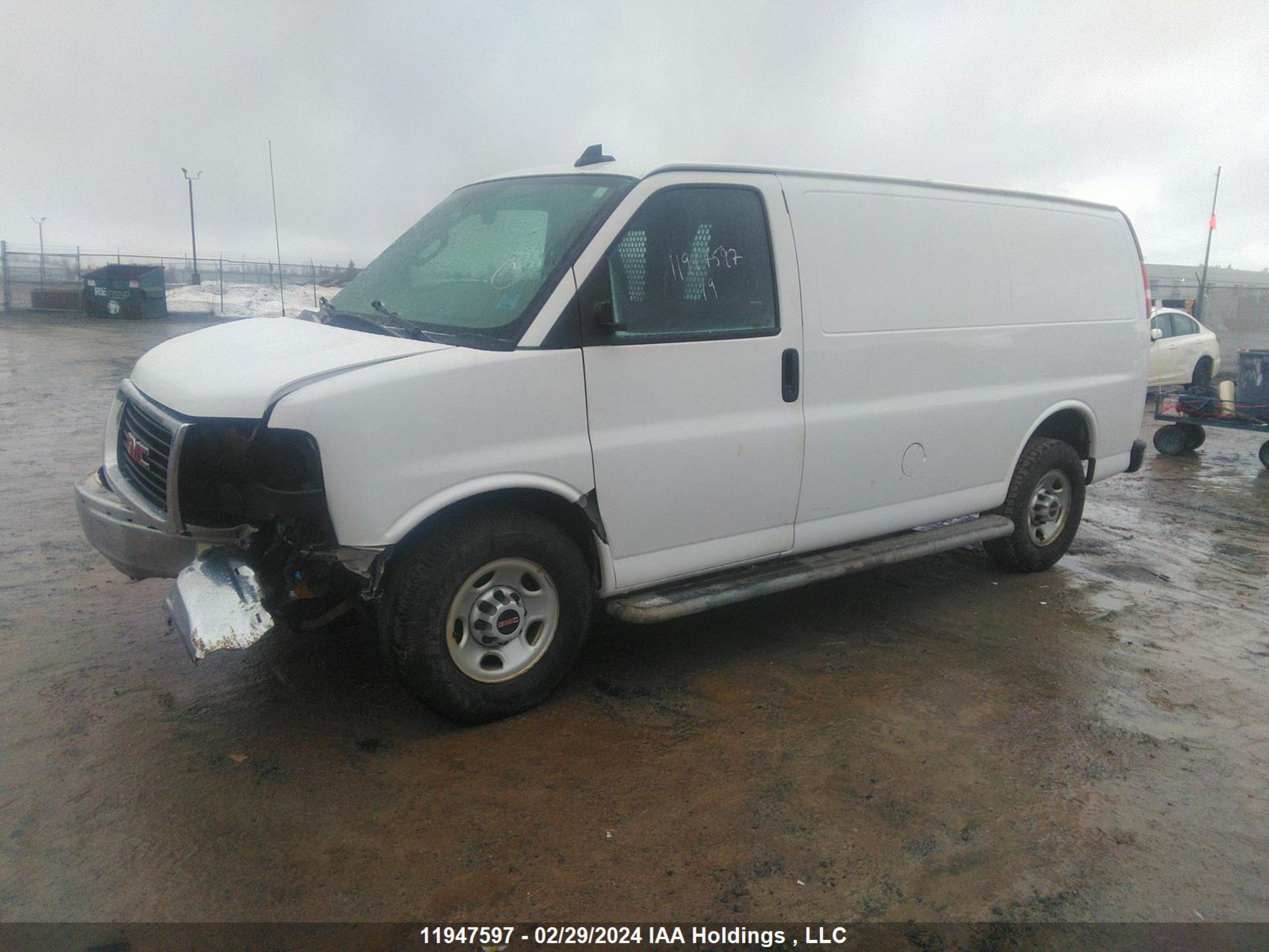 Photo 1 VIN: 1GTW7AFG2K1294367 - GMC SAVANA 