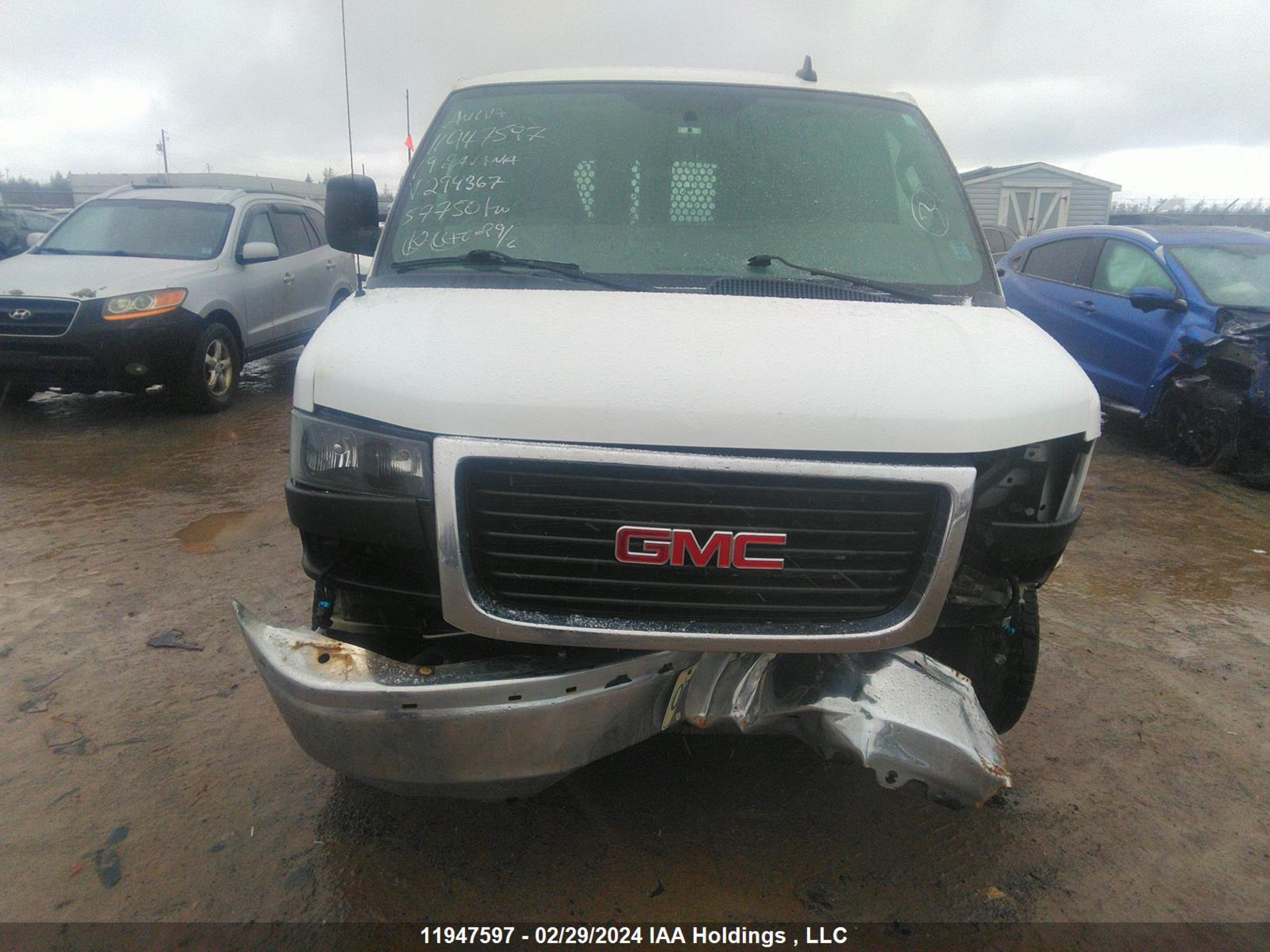 Photo 12 VIN: 1GTW7AFG2K1294367 - GMC SAVANA 