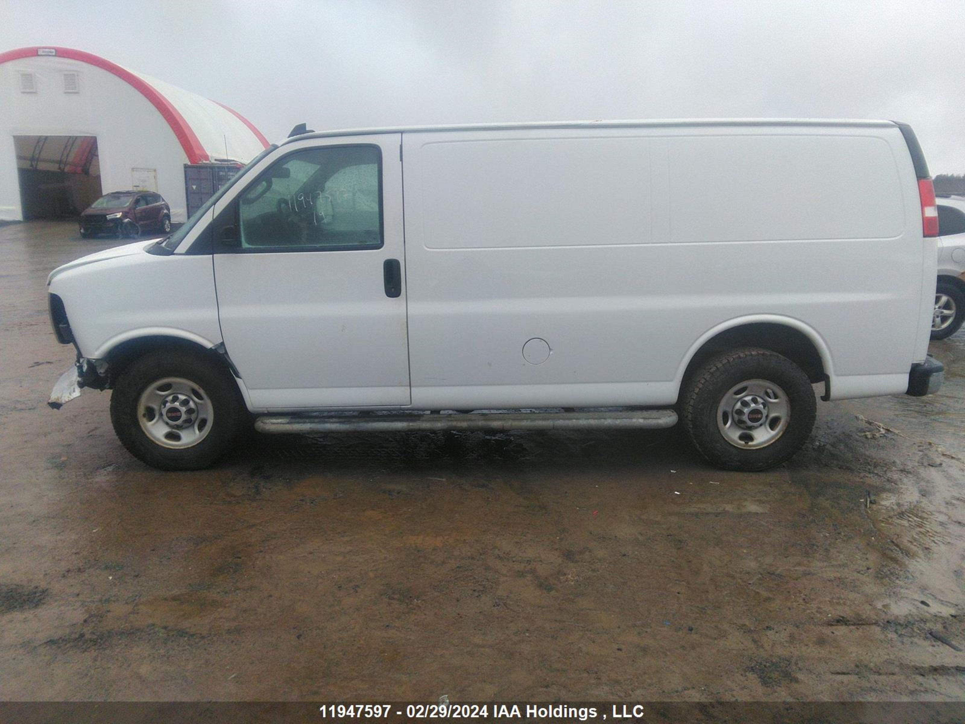 Photo 14 VIN: 1GTW7AFG2K1294367 - GMC SAVANA 