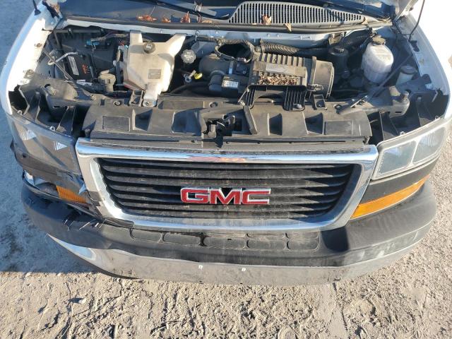 Photo 11 VIN: 1GTW7AFG3J1909832 - GMC SAVANA G25 