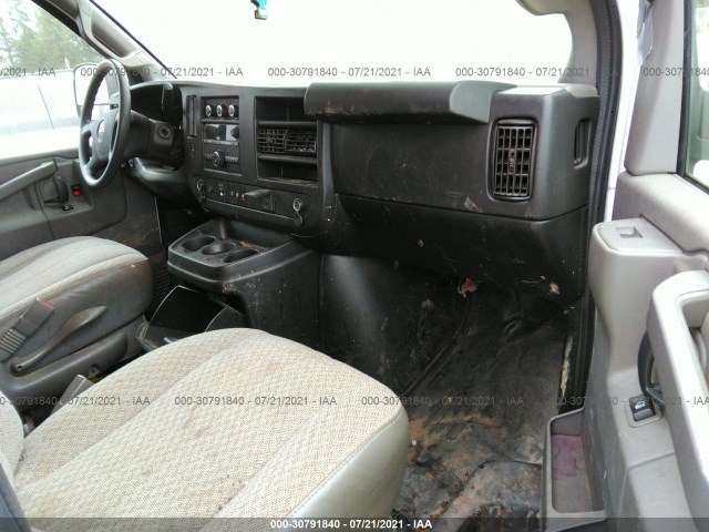 Photo 4 VIN: 1GTW7AFG3K1244657 - GMC SAVANA CARGO VAN 