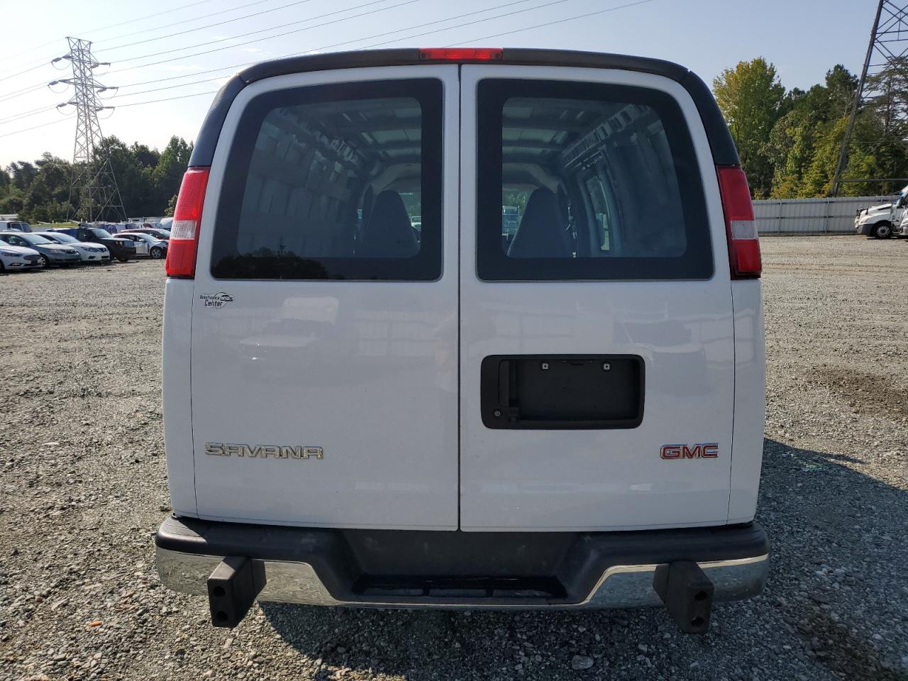 Photo 5 VIN: 1GTW7AFG3L1207478 - GMC SAVANA 