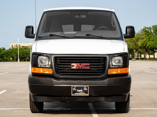 Photo 2 VIN: 1GTW7AFG7H1121694 - GMC SAVANA CARGO VAN 