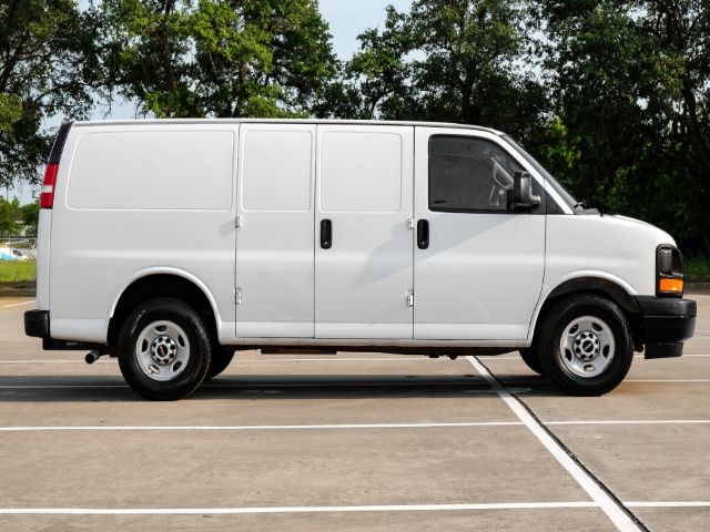 Photo 4 VIN: 1GTW7AFG7H1121694 - GMC SAVANA CARGO VAN 