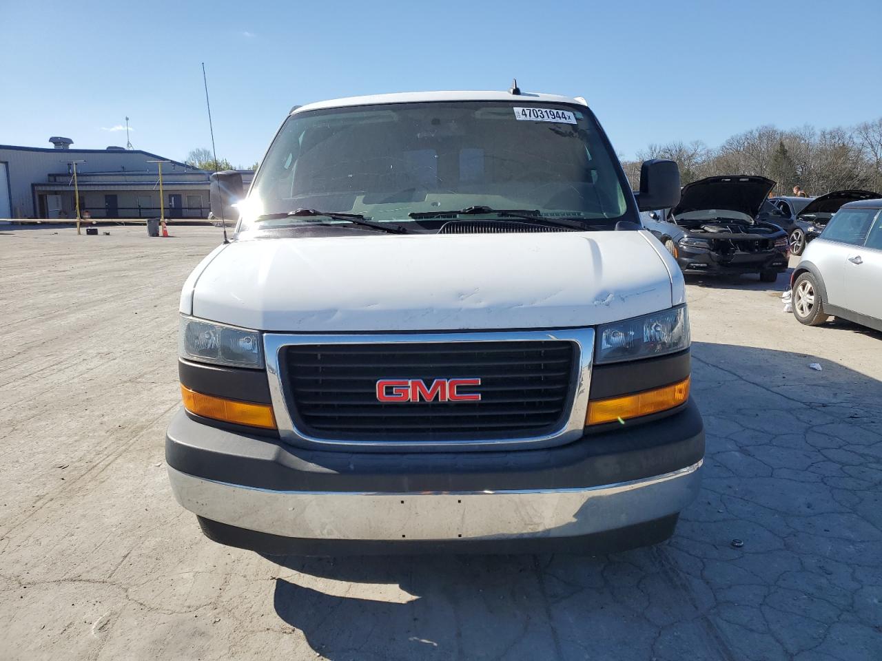 Photo 4 VIN: 1GTW7AFG7K1346852 - GMC SAVANA 