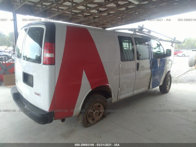 Photo 3 VIN: 1GTW7AFG8G1210947 - GMC SAVANA CARGO VAN 