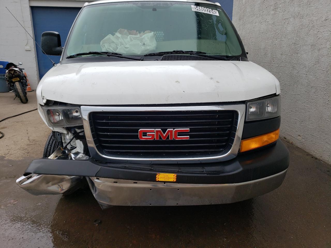 Photo 4 VIN: 1GTW7AFG8K1363109 - GMC SAVANA 