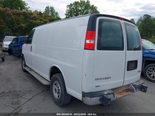 Photo 2 VIN: 1GTW7AFGXJ1907950 - GMC SAVANA 