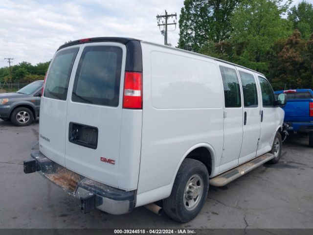 Photo 3 VIN: 1GTW7AFGXJ1907950 - GMC SAVANA 