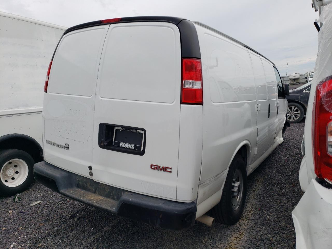 Photo 2 VIN: 1GTW7AFP0M1249026 - GMC SAVANA 