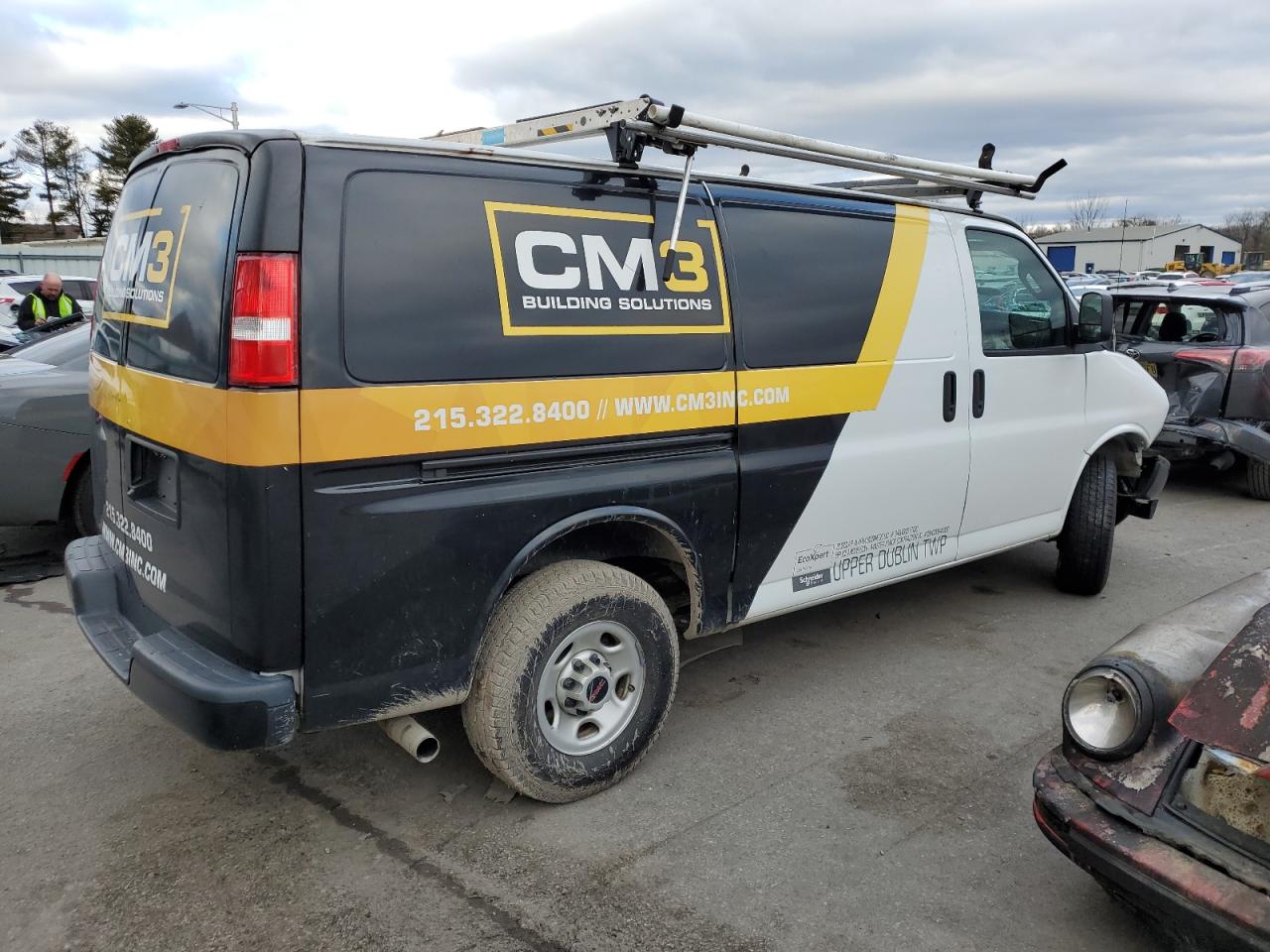 Photo 2 VIN: 1GTW7AFP1K1348497 - GMC SAVANA 