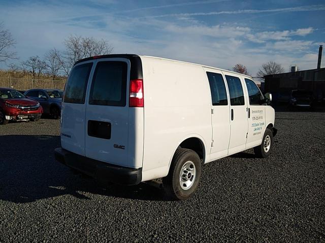 Photo 2 VIN: 1GTW7AFP1M1191072 - GMC SAVANA CARGO VAN 