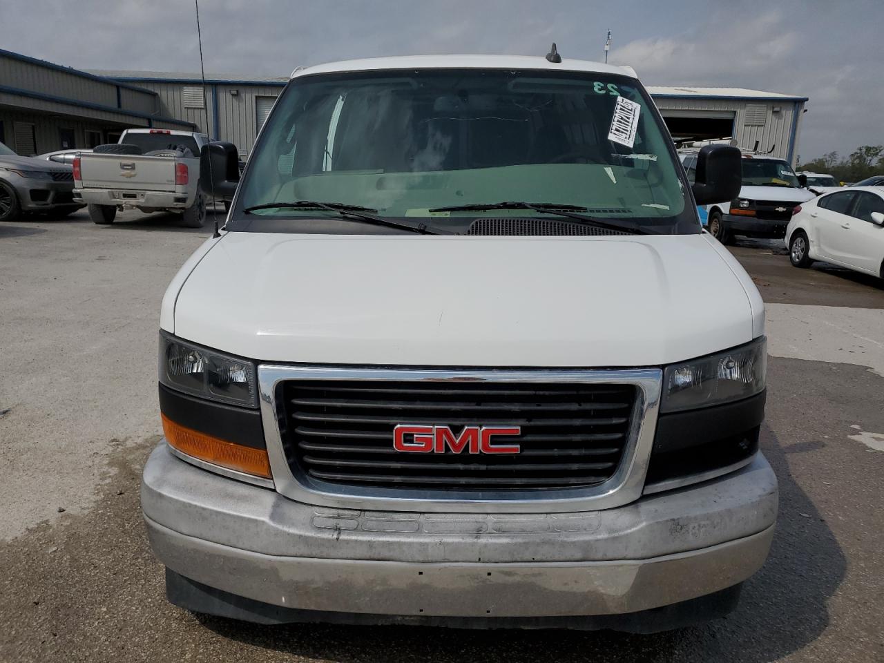 Photo 4 VIN: 1GTW7AFP1M1224054 - GMC SAVANA 