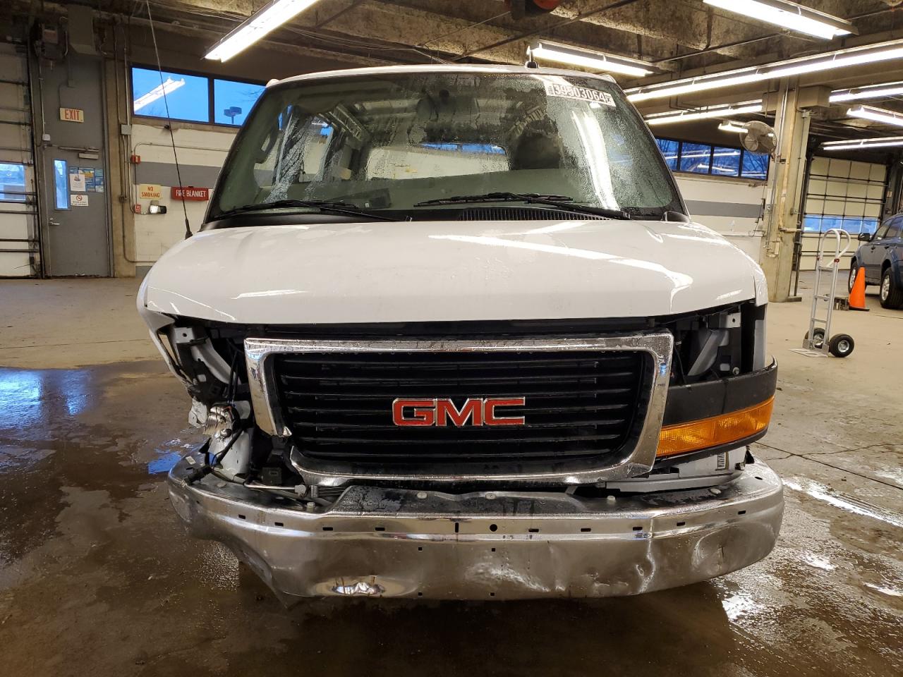 Photo 4 VIN: 1GTW7AFP3P1187934 - GMC SAVANA 