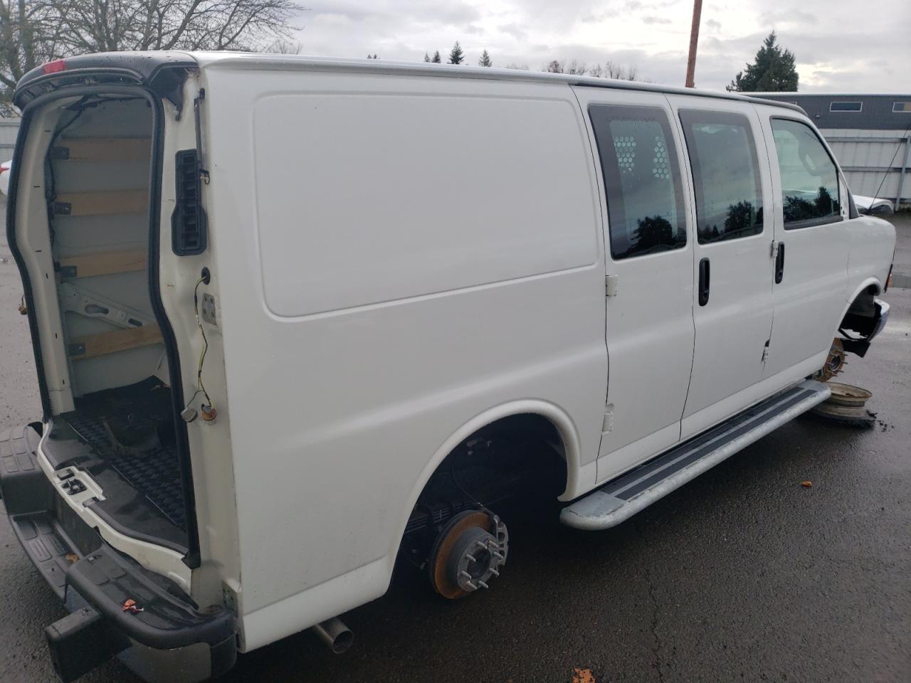 Photo 2 VIN: 1GTW7AFP4P1194178 - GMC SAVANA 