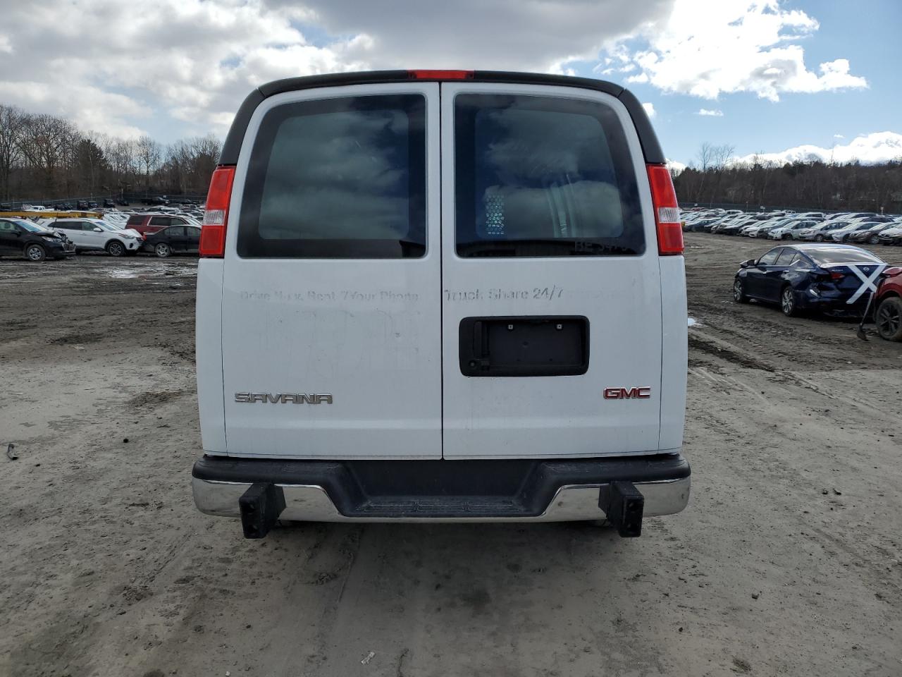 Photo 5 VIN: 1GTW7AFP5N1254966 - GMC SAVANA 