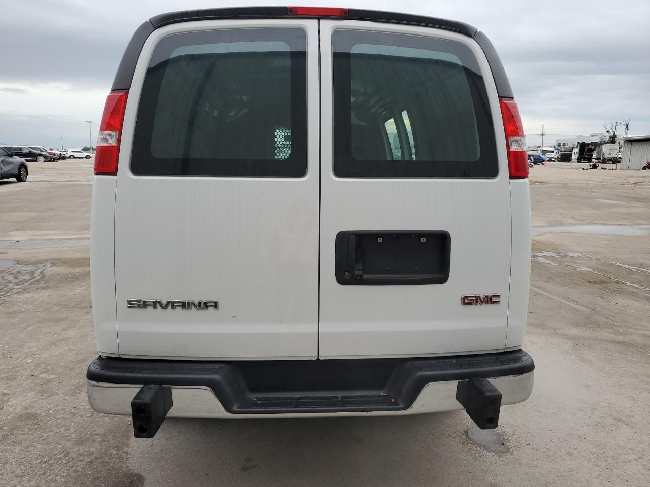 Photo 5 VIN: 1GTW7AFP6M1264842 - GMC SAVANA 