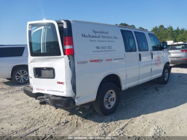 Photo 3 VIN: 1GTW7AFPXJ1317778 - GMC SAVANA 2500 