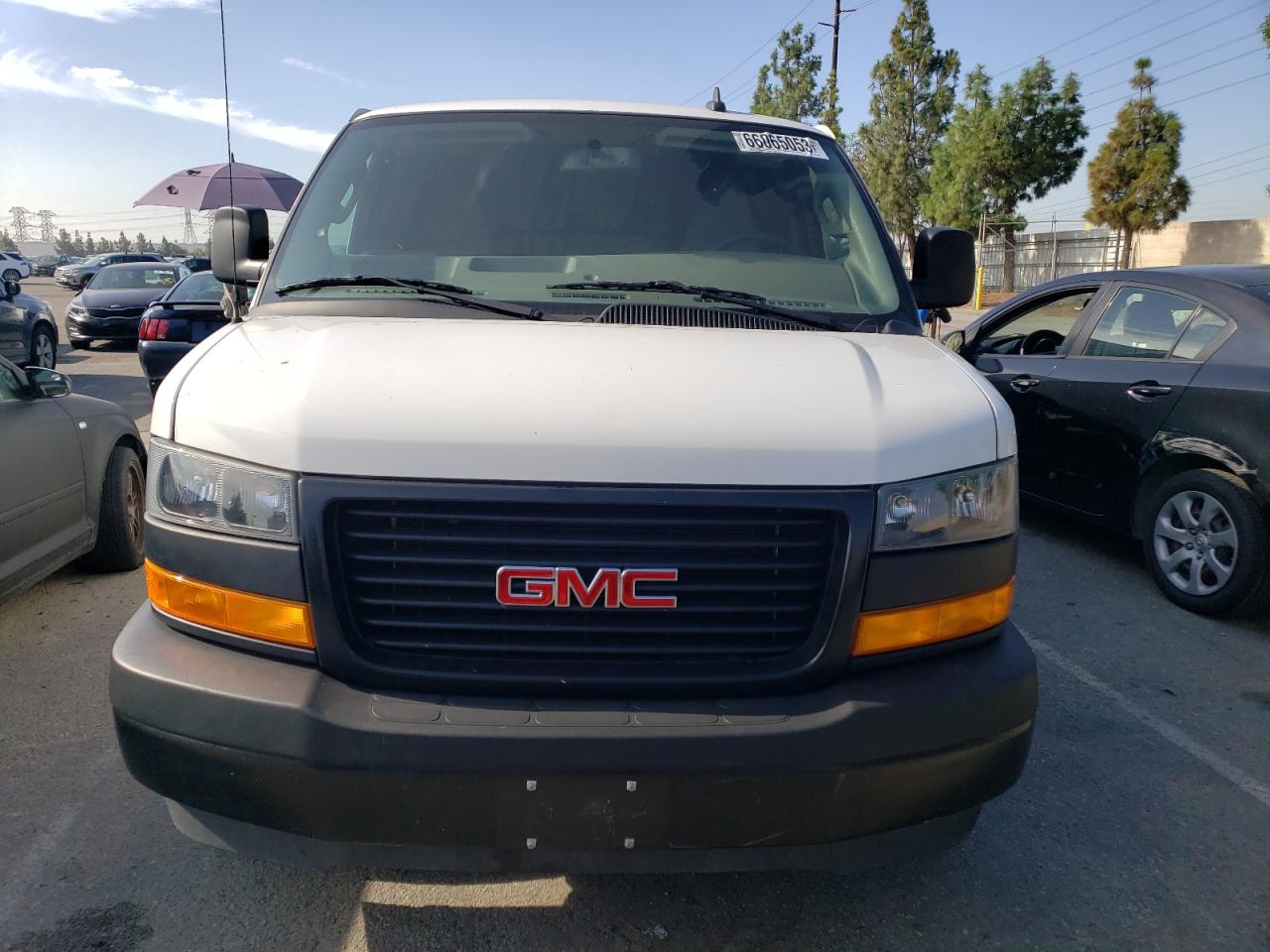 Photo 4 VIN: 1GTW7BF77N1138710 - GMC SAVANA 